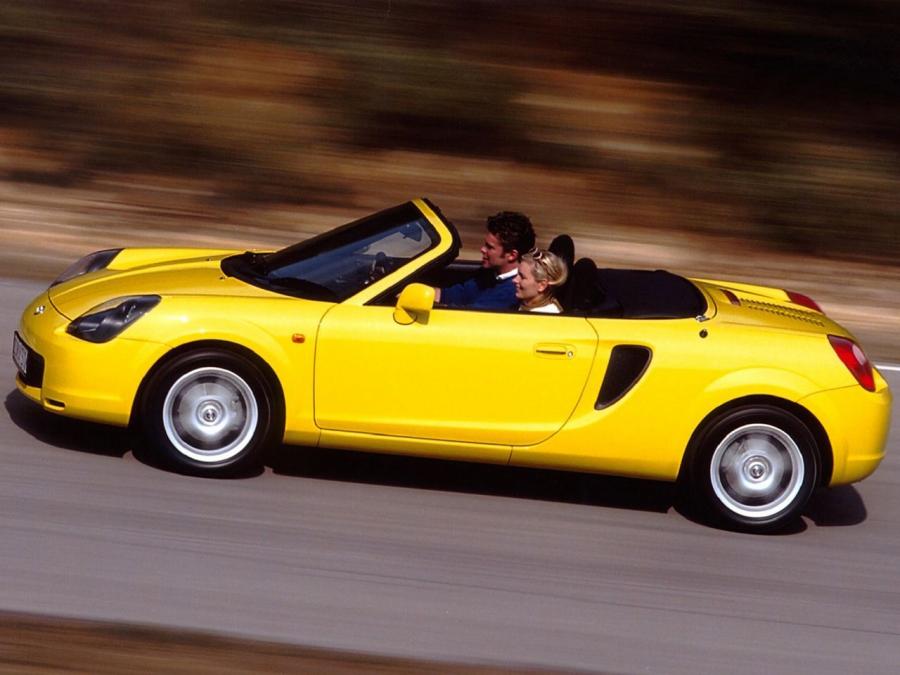  Toyota MR2 Roadster 1999 года  (UK) (фото 3 из 14)
